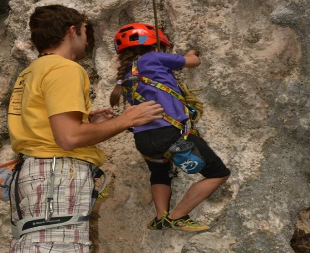  The little ones also climb 